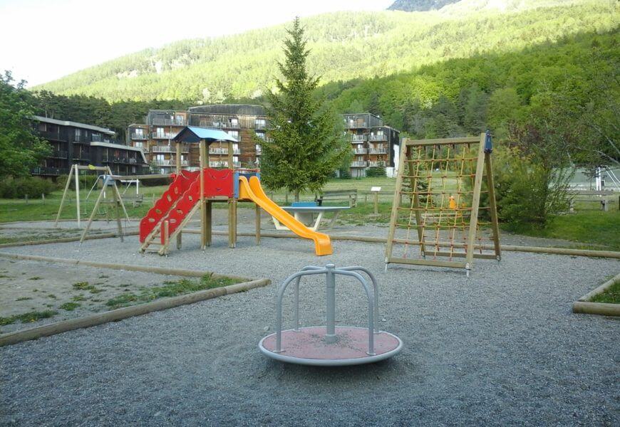 Photo de l'aire de jeux de montclar